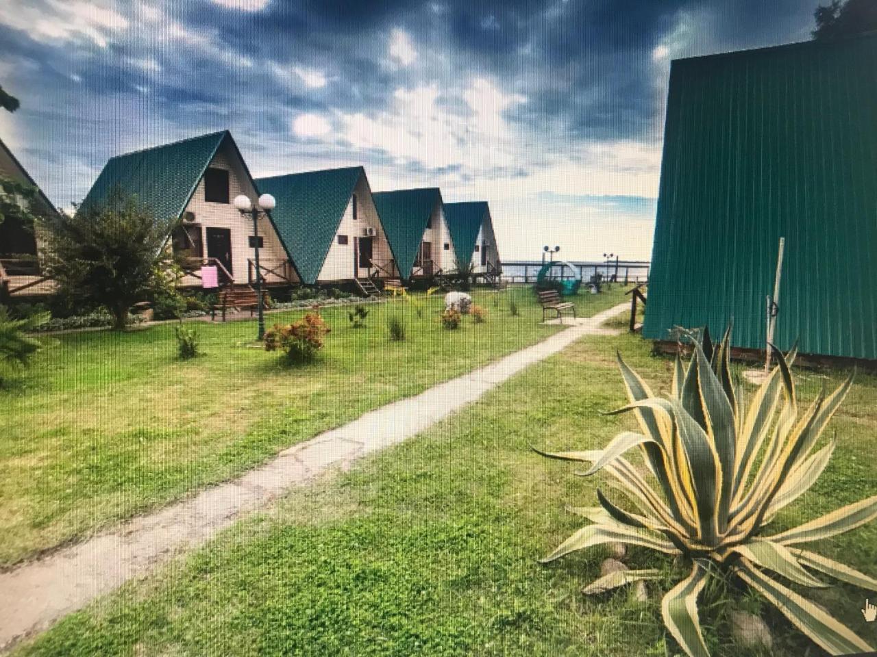 Kyalasur Hotel Sukhumi Esterno foto