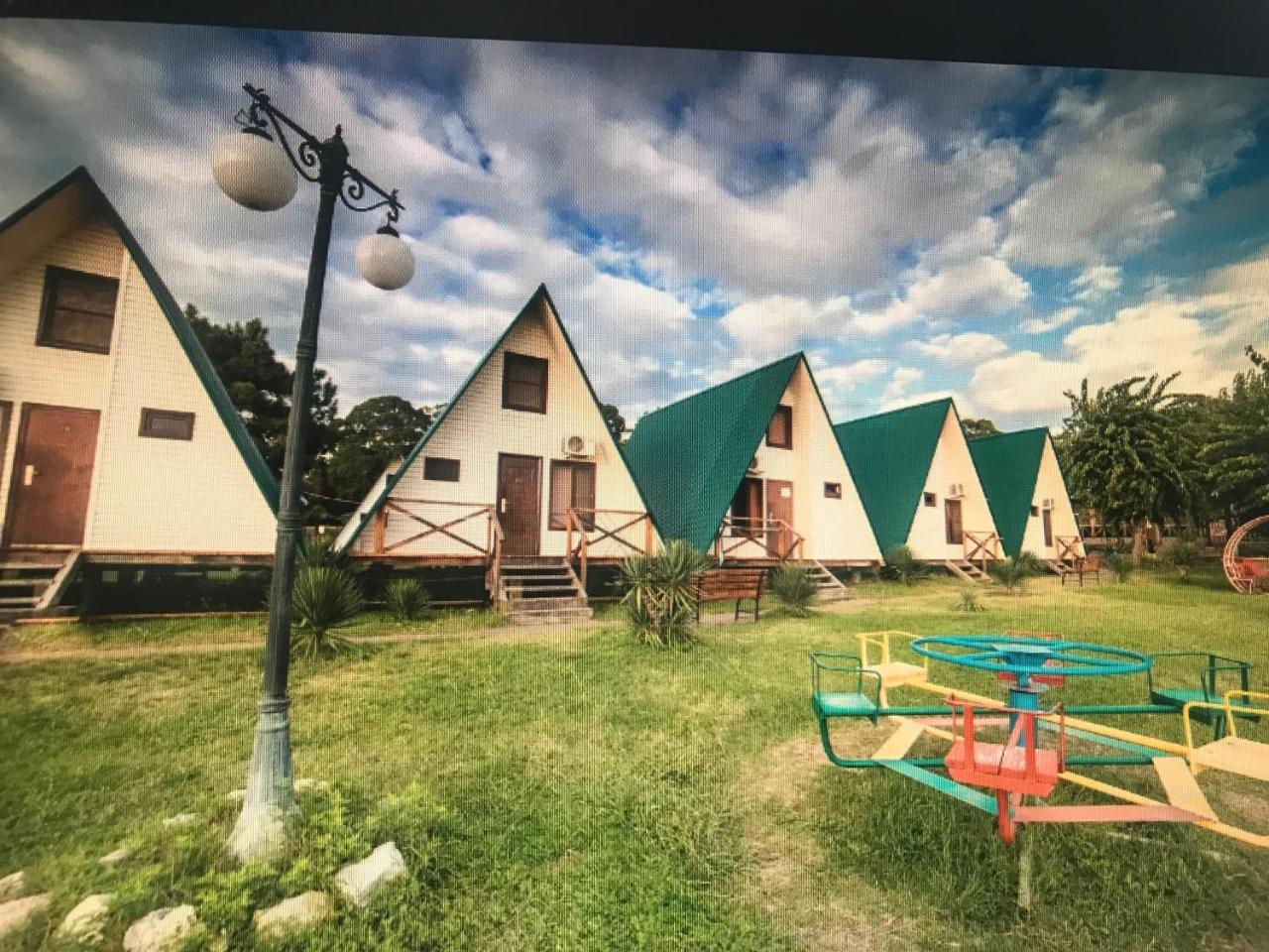 Kyalasur Hotel Sukhumi Esterno foto